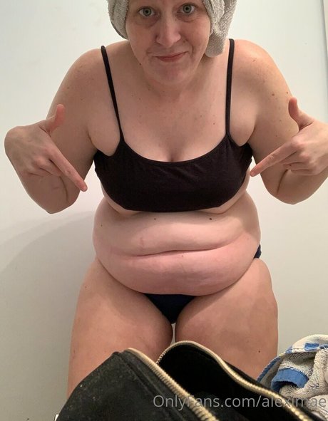 Foto di nudo di fuga di OnlyFans di Aleximae