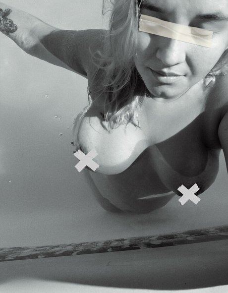 Foto di nudo di fuga di OnlyFans di Fergabi