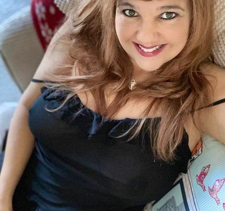 Foto di nudo di fuga di OnlyFans di Yasmin