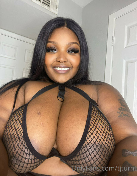 Foto di nudo di fuga di OnlyFans di Tjturnt