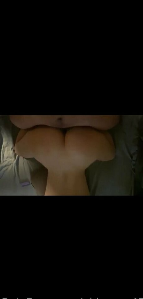 Foto di nudo di fuga di OnlyFans di Akiraaaa420