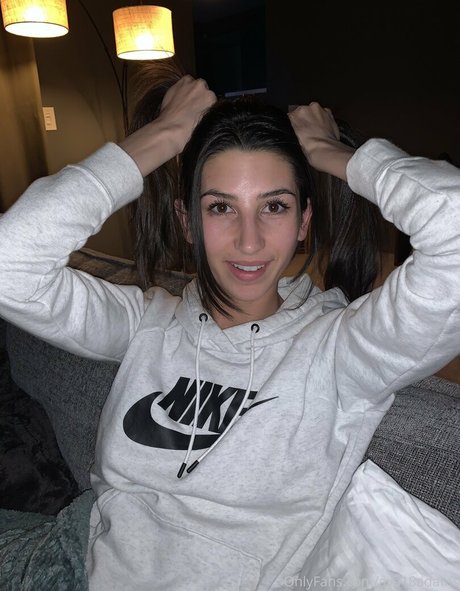Ava18adams