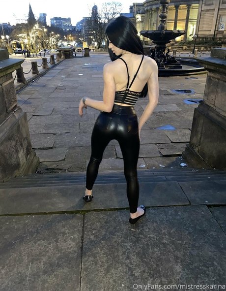 Foto di nudo di fuga di OnlyFans di Mistresskarina