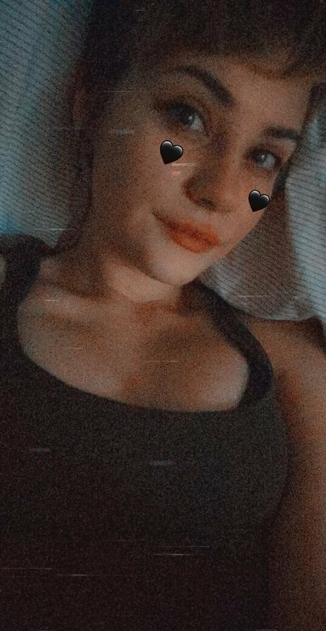 Foto di nudo di fuga di OnlyFans di Ellepix