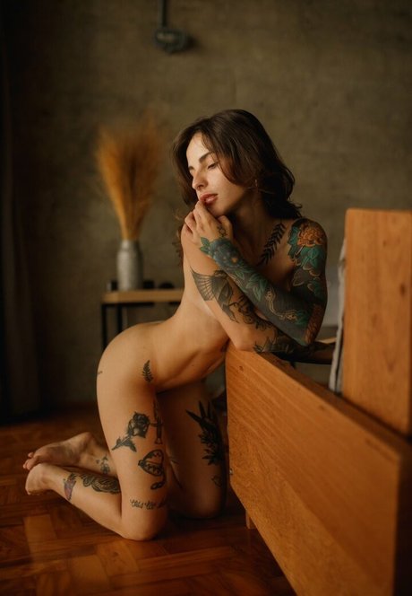 Foto di nudo di fuga di OnlyFans di Thata
