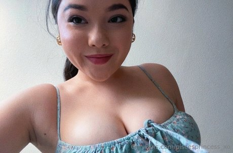 Foto di nudo di fuga di OnlyFans di Sonia Elsie
