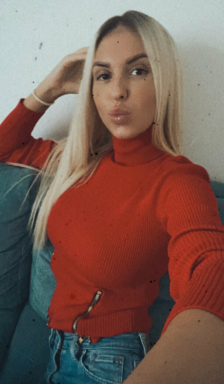 Tonnia