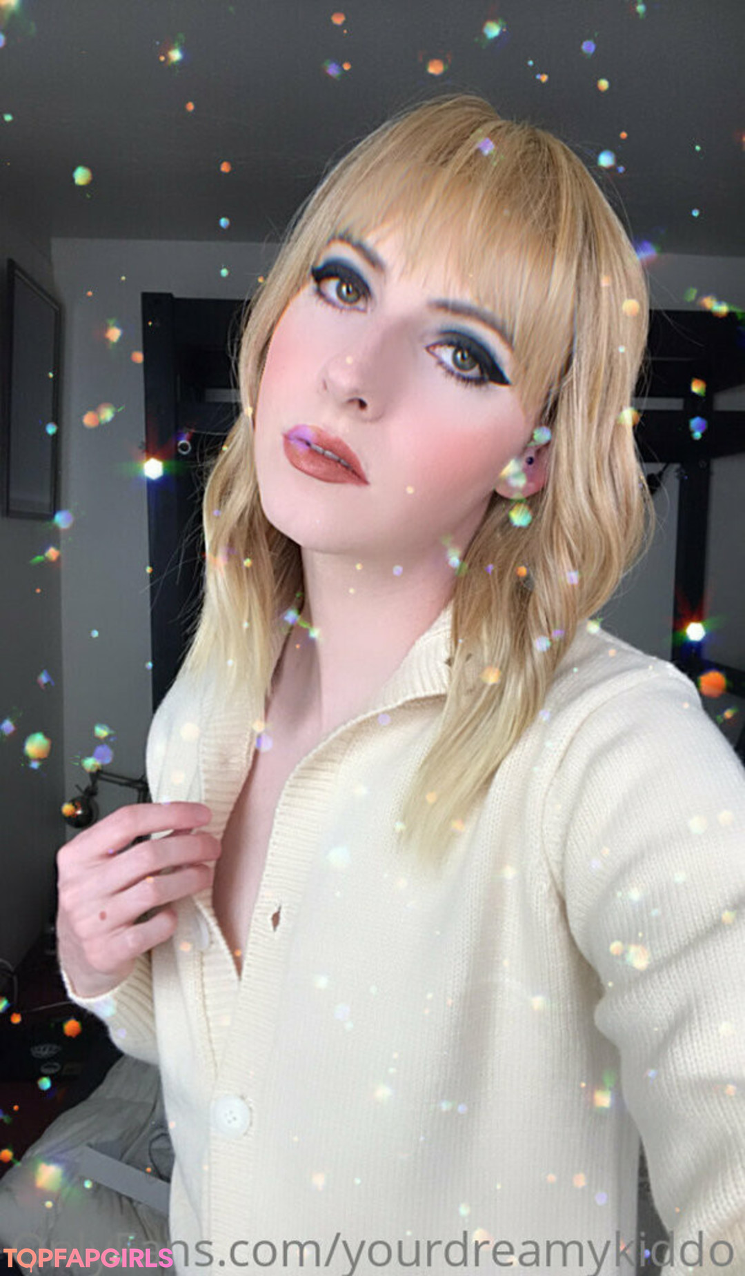 Foto di nudo di fuga di OnlyFans di Yourdreamykiddo #6 Foto di nudo di fuga di OnlyFans di Yourdreamykiddo #6