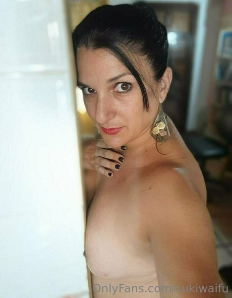 Foto di nudo di fuga di OnlyFans di Sukiwaifu