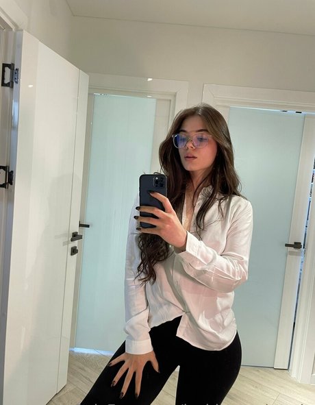 Foto di nudo di fuga di OnlyFans di Inchiepeachy