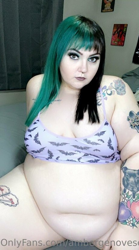 Foto di nudo di fuga di OnlyFans di Ambergenovese