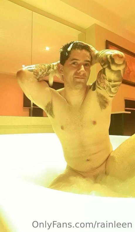 Foto di nudo di fuga di OnlyFans di Rainleen