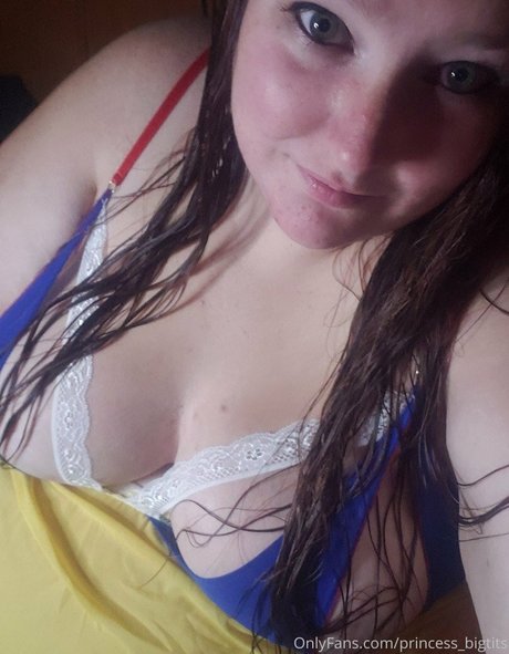Foto di nudo di fuga di OnlyFans di Princess Big Tits