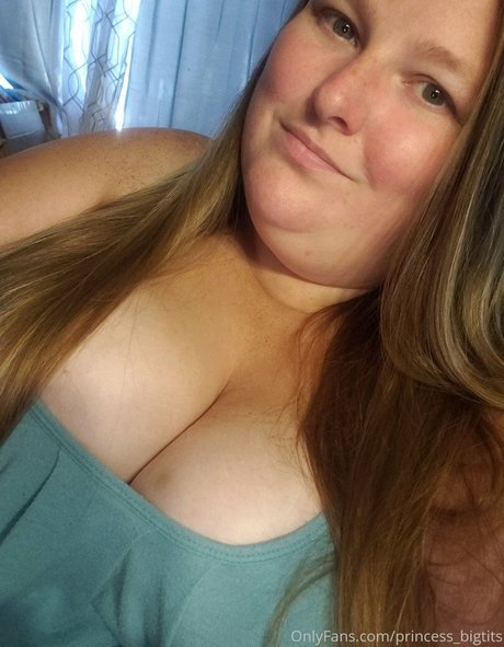 Foto di nudo di fuga di OnlyFans di Princess Big Tits