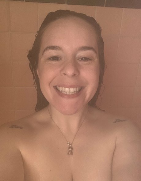 Foto di nudo di fuga di OnlyFans di Freeamz
