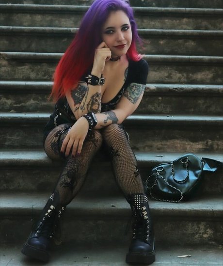Foto di nudo di fuga di OnlyFans di Shikevc