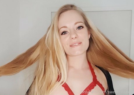 Foto di nudo di fuga di OnlyFans di Sweetmiaxxx