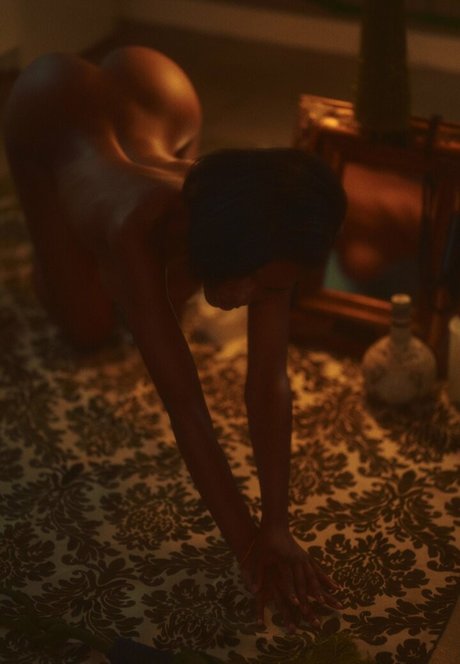 Foto di nudo di fuga di OnlyFans di Luci Lane