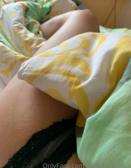 Foto di nudo di fuga di OnlyFans di Someonesdayx