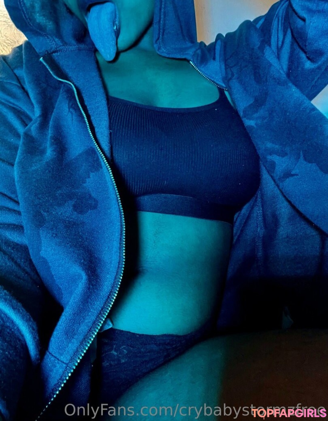 Foto di nudo di fuga di OnlyFans di Crybabystormzfree #2 Foto di nudo di fuga di OnlyFans di Crybabystormzfree #2