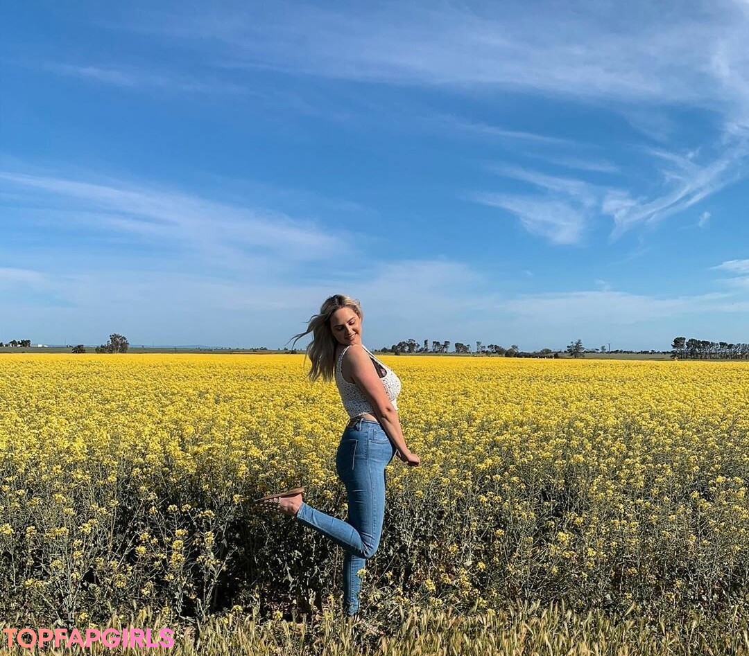 Foto di nudo di fuga di OnlyFans di Rachelelizabeth #143 Foto di nudo di fuga di OnlyFans di Rachelelizabeth #143