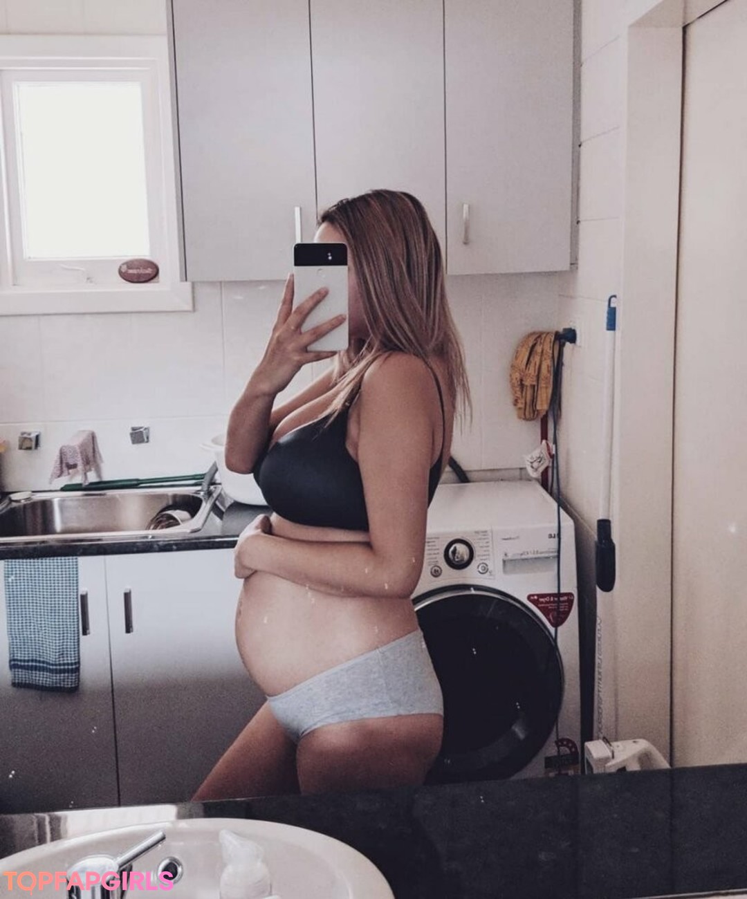 Foto di nudo di fuga di OnlyFans di Rachelelizabeth #73 Foto di nudo di fuga di OnlyFans di Rachelelizabeth #73