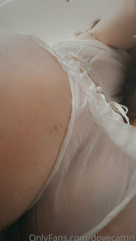 Foto di nudo di fuga di OnlyFans di Dovecattiri
