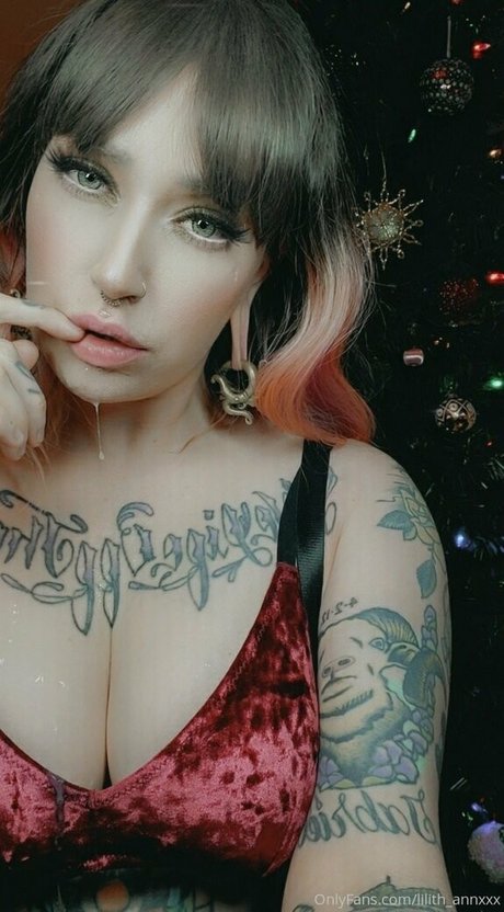 Foto di nudo di fuga di OnlyFans di Lilith Ann