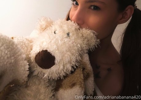 Adrianabanana420