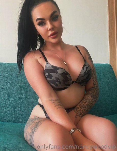 Foto di nudo di fuga di OnlyFans di Itsnancywoodfree