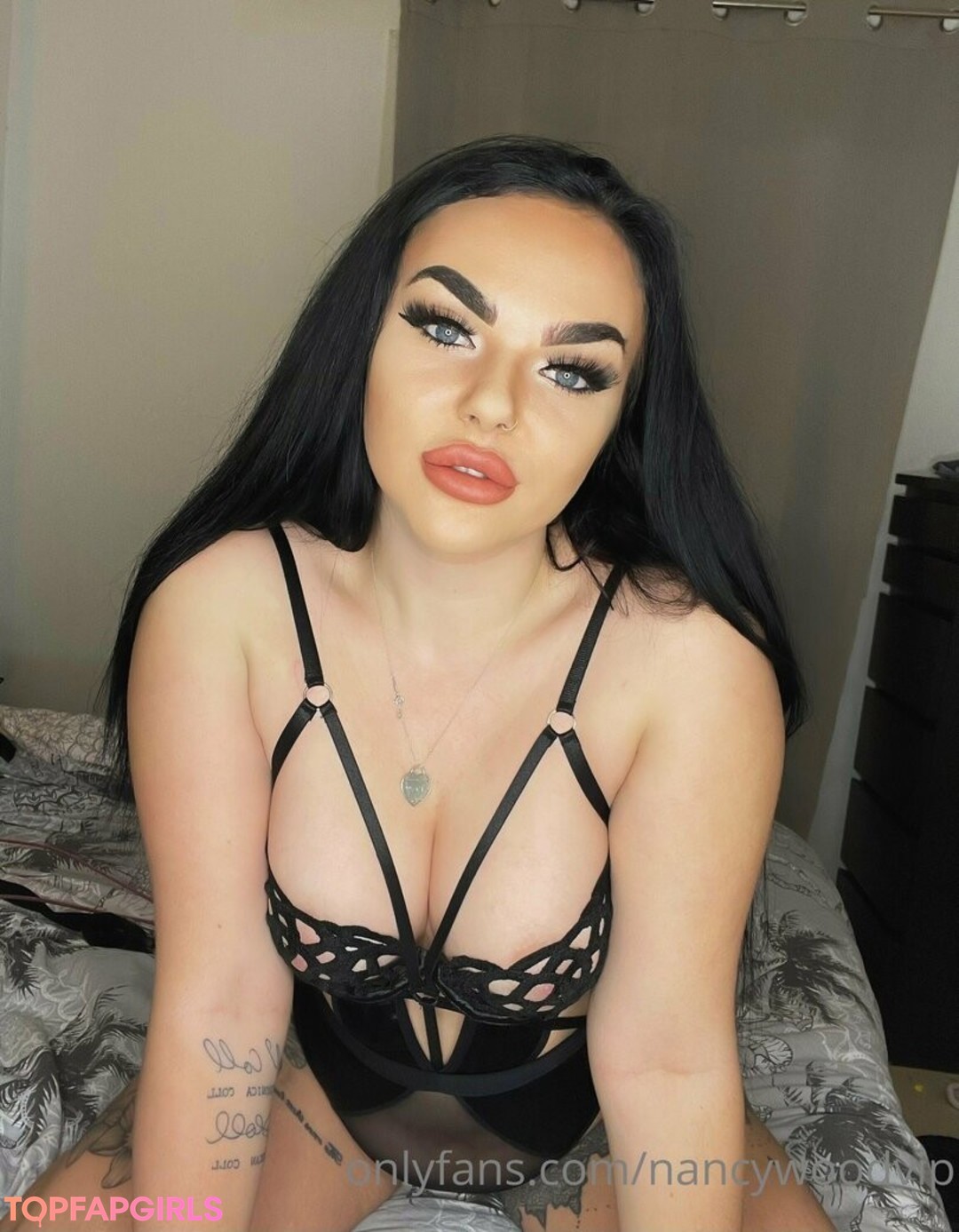 Foto di nudo di fuga di OnlyFans di Itsnancywoodfree #95 Foto di nudo di fuga di OnlyFans di Itsnancywoodfree #95