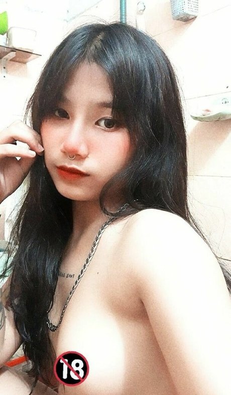 Foto di nudo di fuga di OnlyFans di Lam Vinh Tuc