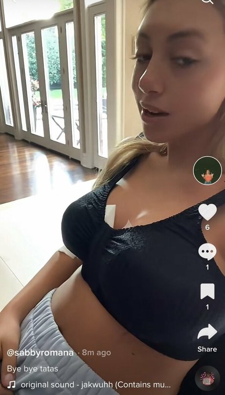 Foto di nudo di fuga di OnlyFans di Sabrina Romana