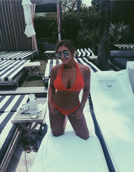 Foto di nudo di fuga di OnlyFans di Sabrina Romana