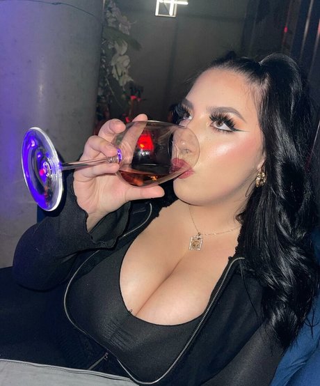 Foto di nudo di fuga di OnlyFans di Isabelle Maltais