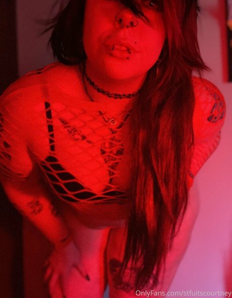 Foto di nudo di fuga di OnlyFans di Stfuitscourtney