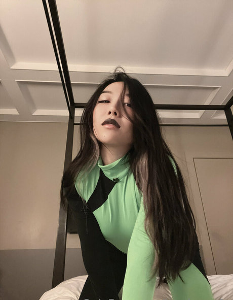 Leeshernsfw