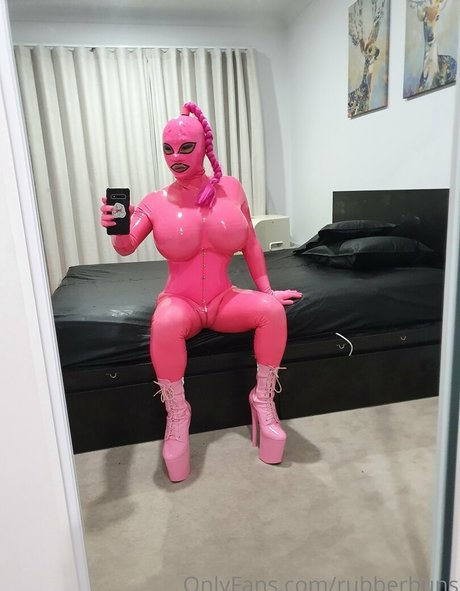 Foto di nudo di fuga di OnlyFans di Rubberbuns