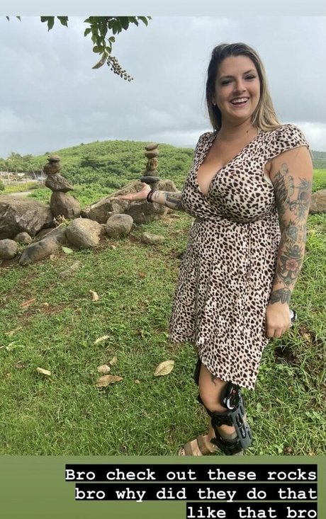 Foto di nudo di fuga di OnlyFans di Chelsea Hammill