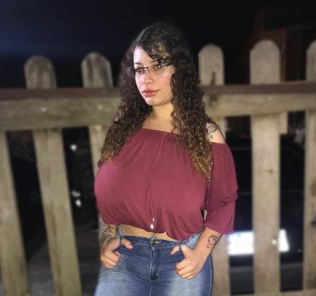 Foto di nudo di fuga di OnlyFans di Ashley Alves