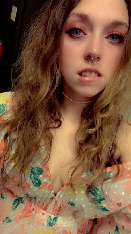 Allimoonaxxx