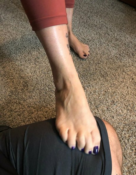 Foto di nudo di fuga di OnlyFans di Ajonesfeet