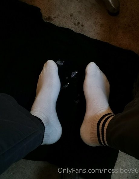 Foto di nudo di fuga di OnlyFans di Nossiboy96