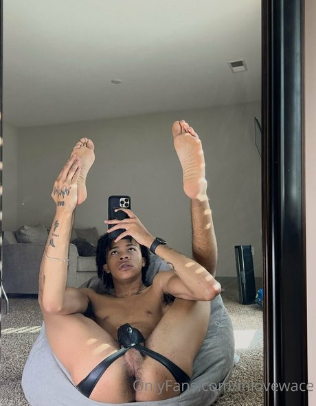 Foto di nudo di fuga di OnlyFans di Inlovewace