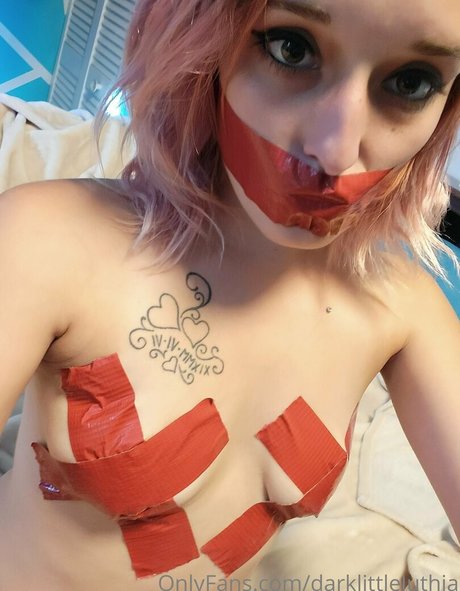 Foto di nudo di fuga di OnlyFans di Darklittleluthia