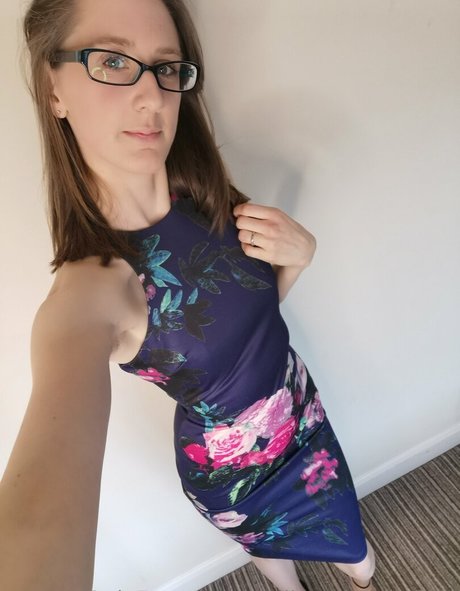 Aprilrosejonesxfree