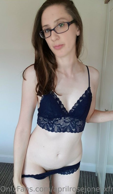 Aprilrosejonesxfree