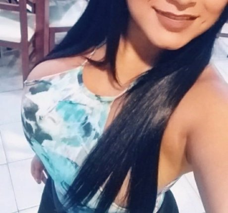 Foto di nudo di fuga di OnlyFans di Nohely Guilarte