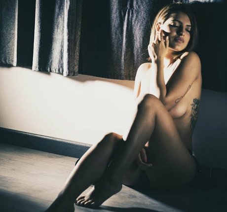 Foto di nudo di fuga di OnlyFans di Amandastripper