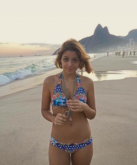 Foto di nudo di fuga di OnlyFans di Maria Luiza Sousa